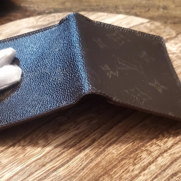 LV Monogram Canvas ID/Card Case - Picture 2 of 10